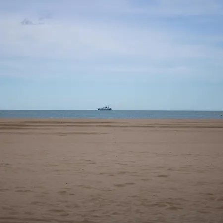 شقة Acogedor En Cerca De La Playa